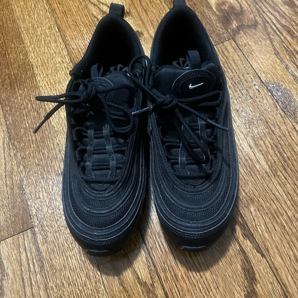 Nike Black Sneakers
